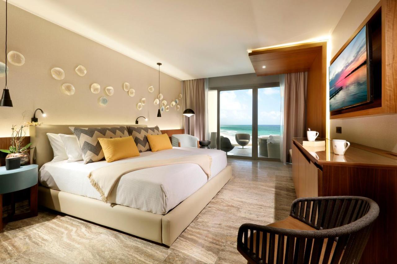Family Selection At Grand Palladium Select Costa Mujeres Cancun Bagian luar foto