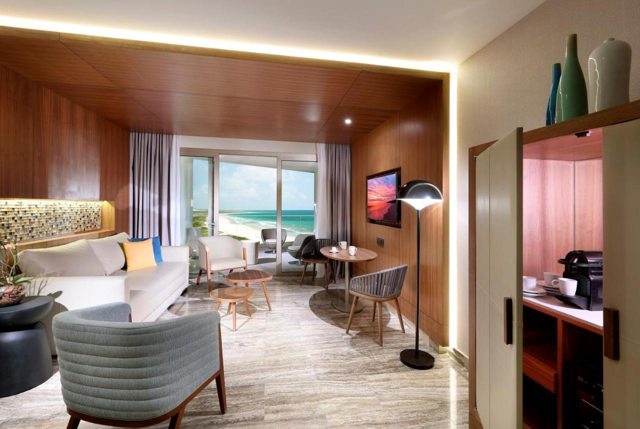 Family Selection At Grand Palladium Select Costa Mujeres Cancun Bagian luar foto